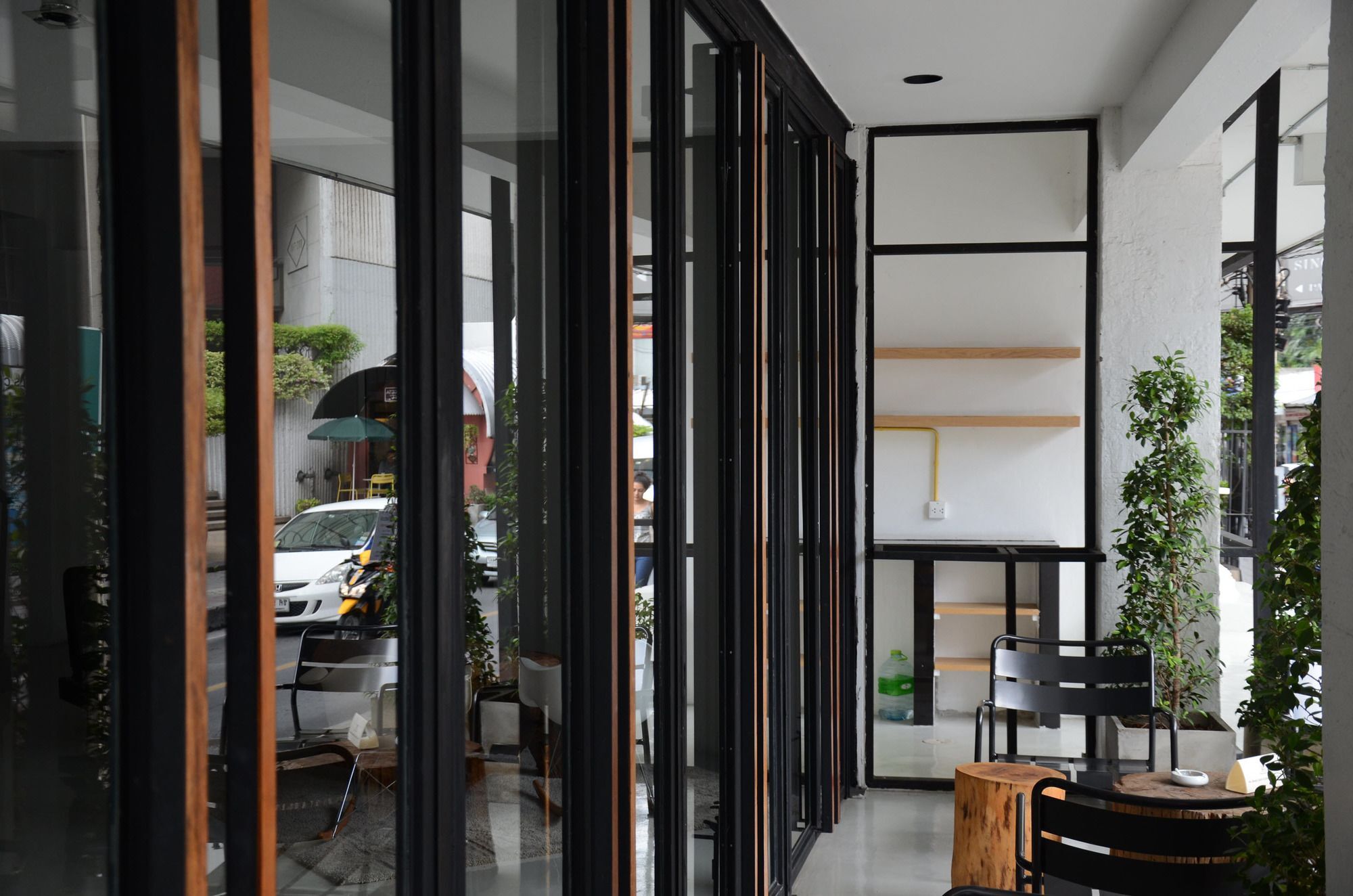 3 Howw Hostel At Sukhumvit 21 Бангкок Екстер'єр фото