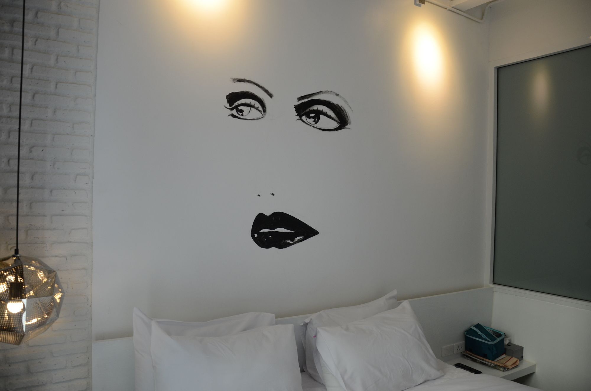 3 Howw Hostel At Sukhumvit 21 Бангкок Екстер'єр фото